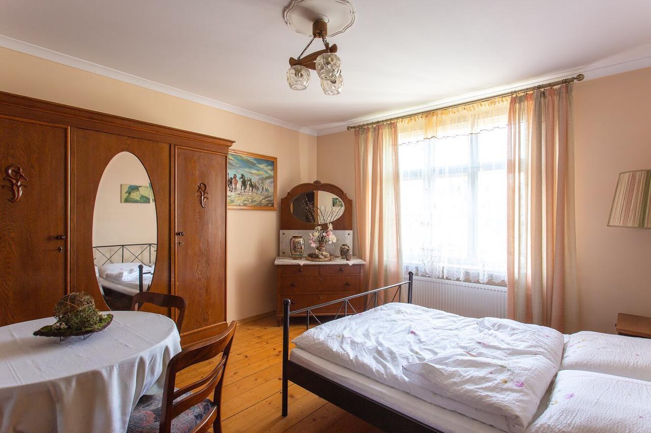 Dom Pod Rybia Skala Apartment Jelenia Gora Ngoại thất bức ảnh