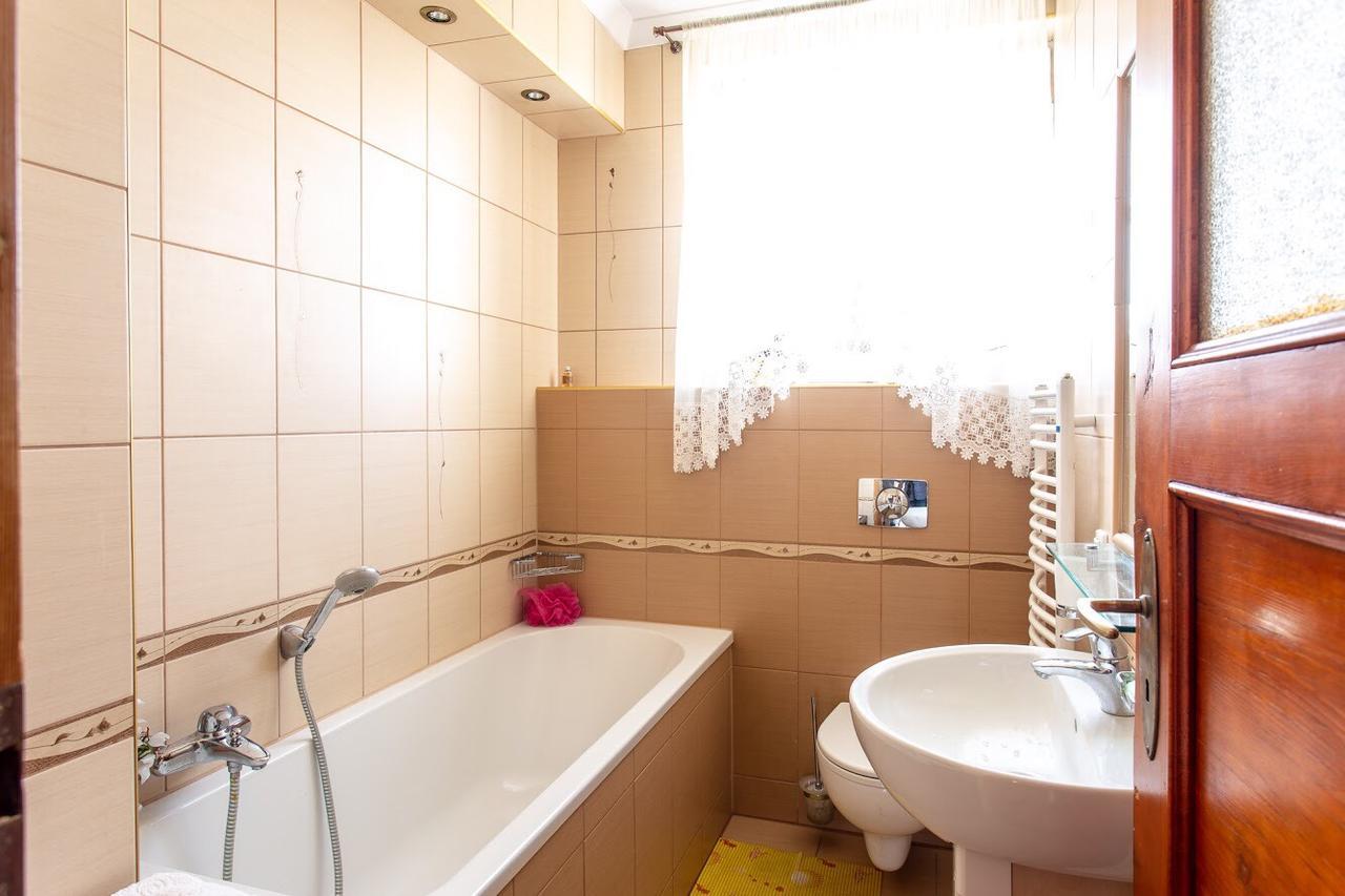 Dom Pod Rybia Skala Apartment Jelenia Gora Ngoại thất bức ảnh